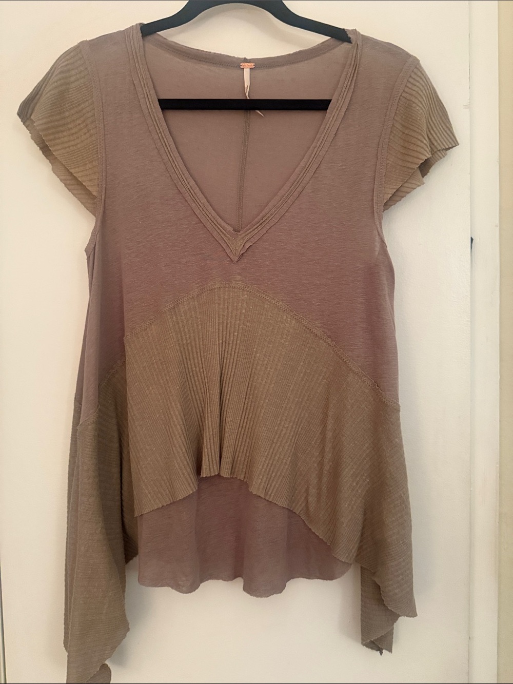 FREE PEOPLE TAUPE LAYERED LINEN-BLEND TOP—EXCELLENT CONDITION!!!